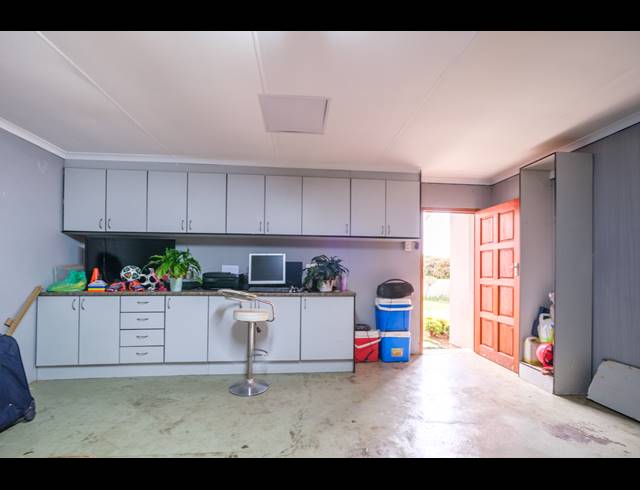 3 BEDROOM TOWNHOUSE FOR SALE IN BERGBRON